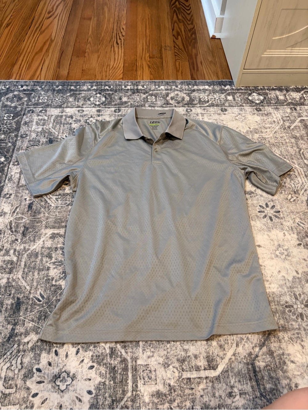 IZOD golf Men’s Light Gray Performance Polo - Breathable Short Sleeve